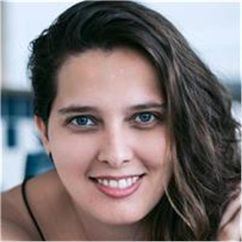 Dou Aulas De Violão E Teoria Musical Para Todos Os Níveis. Carol