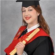 Estudiante de derecho con un nivel C1 en inglés, C1 en valenciano y A2 en alemán.