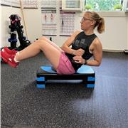 Personal trainer specializzata su corpo libero e funzionale.