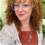 Tu veux apprendre avec une formatrice expérimentée et pétillante ? Me voilà !