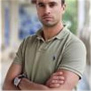 Graduado en ADE y Economía, conocimientos de contabilidad, macroeconomía, microeconomía y gestion empresarial.