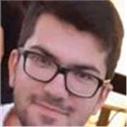 Studente di ingegneria impartisce lezioni di matematica/fisica a studenti di liceo (nel caso anche di scuole medie)