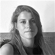 Francesca Sgariboldi è una scenografa italiana, attiva sia nel panorama teatrale che
in ambito accademico.