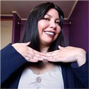 Soy licenciada en Trabajo Social, experta en historia y ciencias sociales, poseo todas las habilidades y el conocimiento necesario