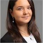 Profesora titulada en Estados Unidos de inglés con experiencia de dos años impartiendo clases de inglés en una universidad en USA.