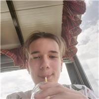 Erfahrener Student mit Realschulabschluss