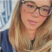 Profesora de matemáticas y lengua apto para todas las edades.