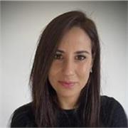 Profesora de universidad imparte clases de Excel, Word, Power Point y otras aplicaciones para presentaciones