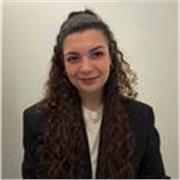 Professeure native d'italien, diplômée en LLCER Italien donne des cours particuliers d'italien en ligne pour tous niveaux.