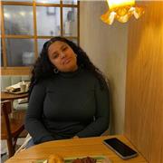 Étudiante en deuxième année de licence LEA à Sorbonne Université pour l'aide aux devoirs et soutien scolaire