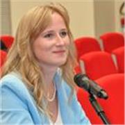 Docente di inglese al liceo linguistico, offro ripetizioni per studenti delle superiori e livelli inferiori.