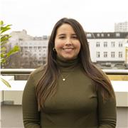 English and Spanish Tutor focus on conversation who Teaches all ages