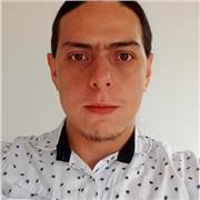 Profesor de ciencias sociales y pedagogía con experiencia en educación secundaria y superior