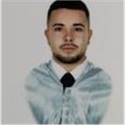 Maestro de educación primaria y con máster de profesorado en secundaria. Son más de 7 años de experiencia en el sector abarcando ambos ámbitos. Gran facilidad de adaptación al alumno y a sus necesidades, con posibilidad de poder acudir al extrarradio de S