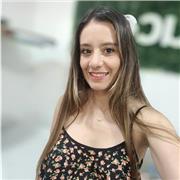 Soy proactiva dinámica y muy paciente. 
Podría ayudar a niños a reforzar sus clases y también enseñar manualidades