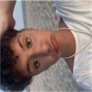 Me defino como una persona ambiciosa, me gusta aprender de los demás y enseñarles. Me gustaría dar clases a infantil y primaria.