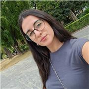 Profesora titulada. Apta para cualquier edad y cualquier materia.