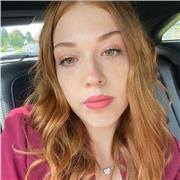 Ragazza laureata offresi ripetizioni e aiuto compiti per elementari, medie e superiori