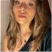 Profesora de lengua y literatura, imparto clases desde primaria hasta la E.S.O