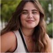 Graduada en Bioquímica con Máster en Biotecnología Avanzada