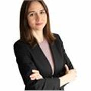 Profesora de marketing y gestión de procesos comerciales para estudiantes de secundaria 