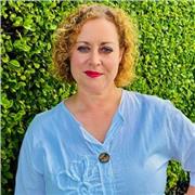 A Level & GCSE AQA Sociology and English Language / Literature specialist teacher ! 20 years classroom experience in a comprehensive school who also tutors online
