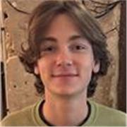 Prof à domicile de mathématiques et physique ayant obtenu la mention très bien au baccalauréat.