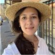 Profesora de inglés ofrece clases para niños y adultos