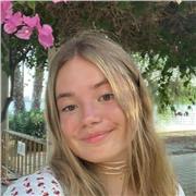 Doy clases de matemáticas para primaria,eso y bachillerato de ciencias sociales, además de clases de estadística para grado o universidad