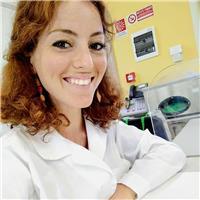 Sono dottoressa in scienze biologiche e mi piace insegnare particolarmente chimica e biologia!