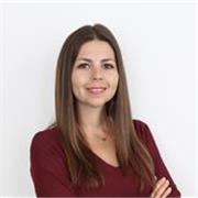 Trilingue et diplômée d’un Master 2 en traduction et communication, je souhaite enseigner l’anglais, l’espagnol et le français