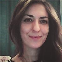 Laureata in filologia moderna con significativa esperienza nell'insegnamento maturata in francia impartisce ripetizioni di lingua francese , di materie umanistiche e lezioni di italiano per stranieri