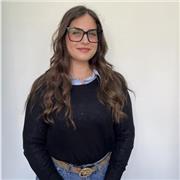 Laureata magistrale offre aiuto compiti per studenti elementari, medie e superiori