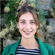 Jeune prof dynamique propose des cours ludiques en langues (anglais, espagnol, FLE) ou du soutien scolaire en matières littéraires