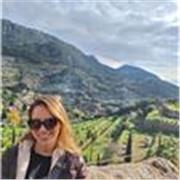 Aiuto per i compiti dei tuoi figli? Laureata in farmacia con conoscenza approfondita delle materie scientifiche, oltre a inglese 