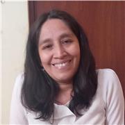 Profesora licenciada en educación especialidad ingles .Imparte clases a estudiantes de primaria y secundaria
