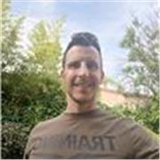 Envie de vous dépenser et de vous renforcer au travers d'exercices à la fois cardio et de renforcement poids du corps? Je suis là et je m'adapte à vos besoins, votre condition physique et vos possibles handicaps ou douleurs handicapantes.
Let's go ;)