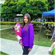 Profesor de inglés de apoyo para estudiantes de enseñanza básica de manera online