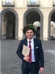 Laureato in agraria impartisce lezioni di scienze naturali, biologia, chimica e materie di indirizzo agraria