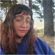 Licenciada en educación, con experiencia en establecimientos municipales. A seis meses de terminar la carrera de docente historia