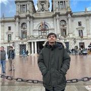 Enseño tanto física como matemáticas para estudiantes de la ESO y bachillerato