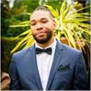 Prof d'éducation physique et sportive et coach sportif. Enseigne et coach tous individus motivé non sénior