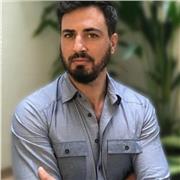 Profesor de audiovisuales con larga experiencia en televisión