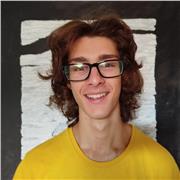 Laureando in lettere, diplomato con 100 al liceo, miro ad aiutare ragazzi di tutte le età (dalle elementari alle superiori)