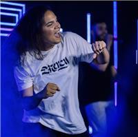 Si quieres aprender a bailar y superar tus límites, ¡yo soy tu profesora particular! soy dapper bailarina profesional de baile urbano. imparto clases de hiphop, afrodance, house, comercial, etc. ¡no esperes más! ponte en contacto conmigo sin ningún compro