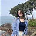 Çocuk, ergen ve genç yetişkinlere yönelik bireysel psikolojik danışmanlık sunuyorum.