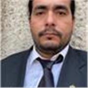 Profesor con licenciatura en filosofía y experiencia laboral