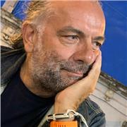 Mi piacerebbe insegnare materie di meducina coerenti con i test di ingresso. Ho svolto attività di training e formazione ad ISF