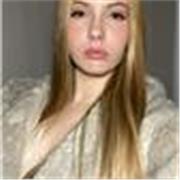 Alumna de segundo de bachillerato científico que ofrece clases a todos los cursos