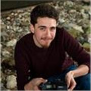 Do you wanna take and edit photos like a professional photographer? Learn from me online or in person around the London area!